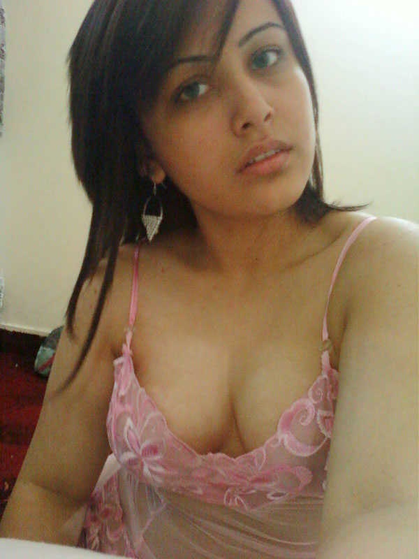 Indian beautiful sexy desi girls boobs