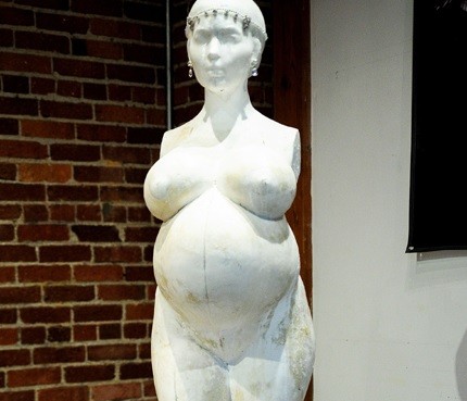 Britney spears pregnant statue