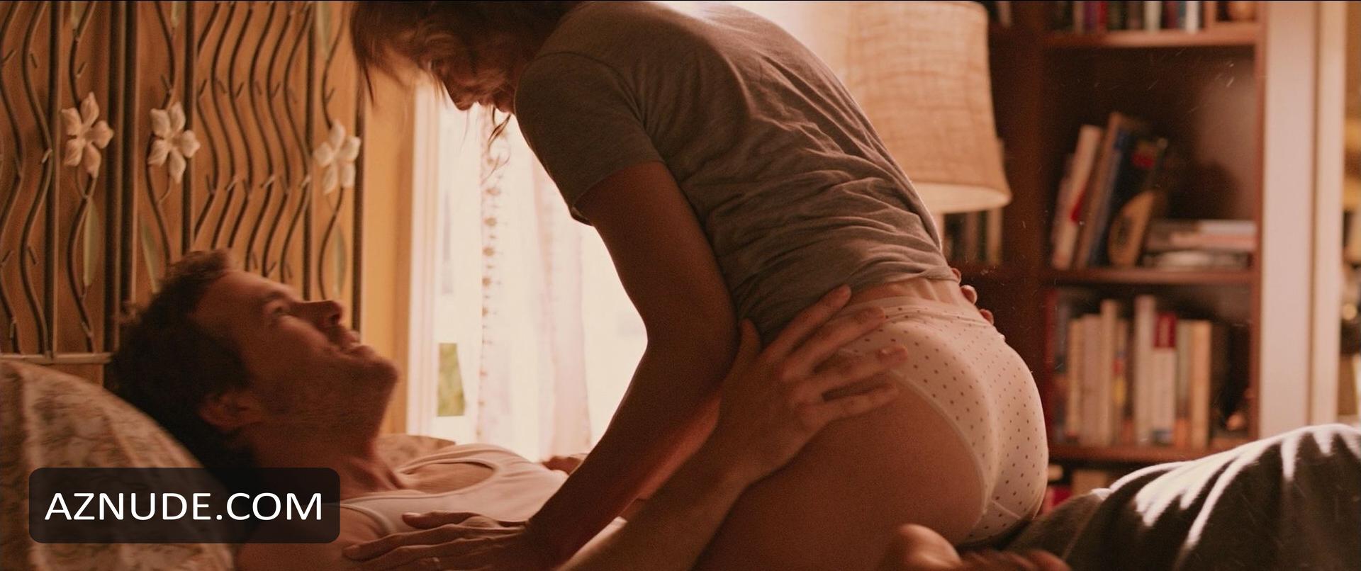 Stephanie Szostak Naked