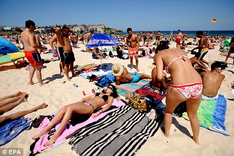 Bondi beach girls naked