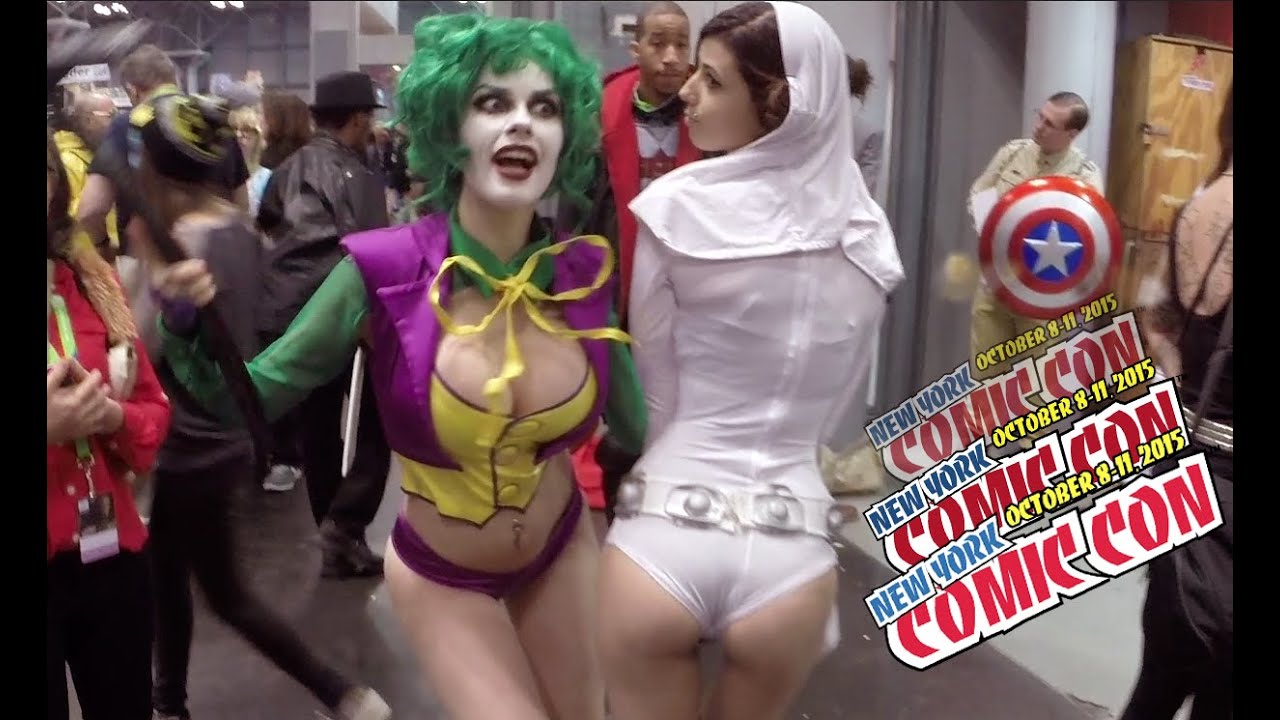 Sexy cosplay at comic con