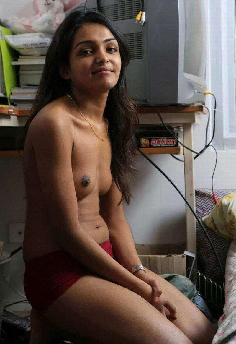 Nude indian girl showing hairy pussy