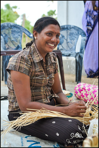 Sri lanka tamil women