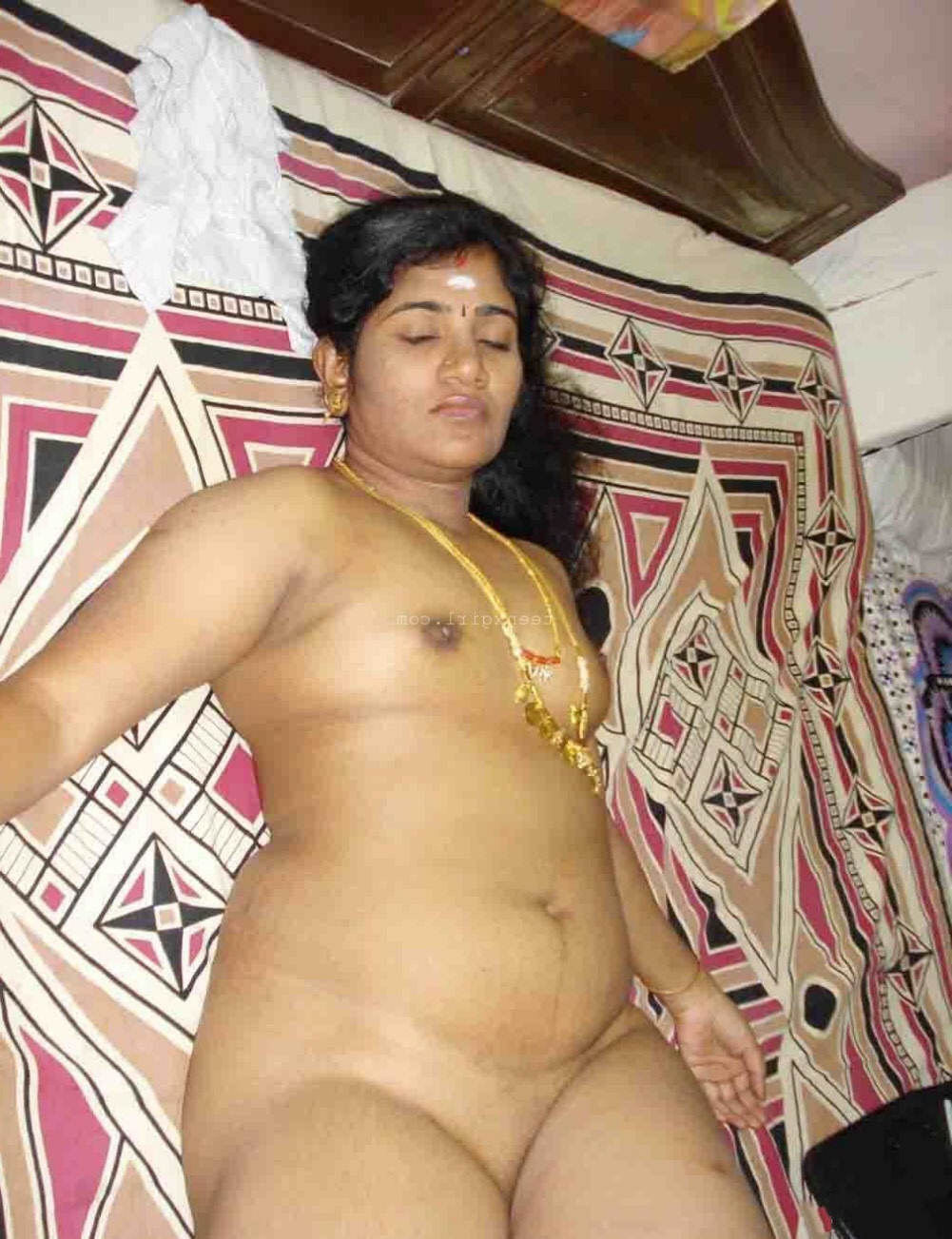 Explicit photo of indian women nude