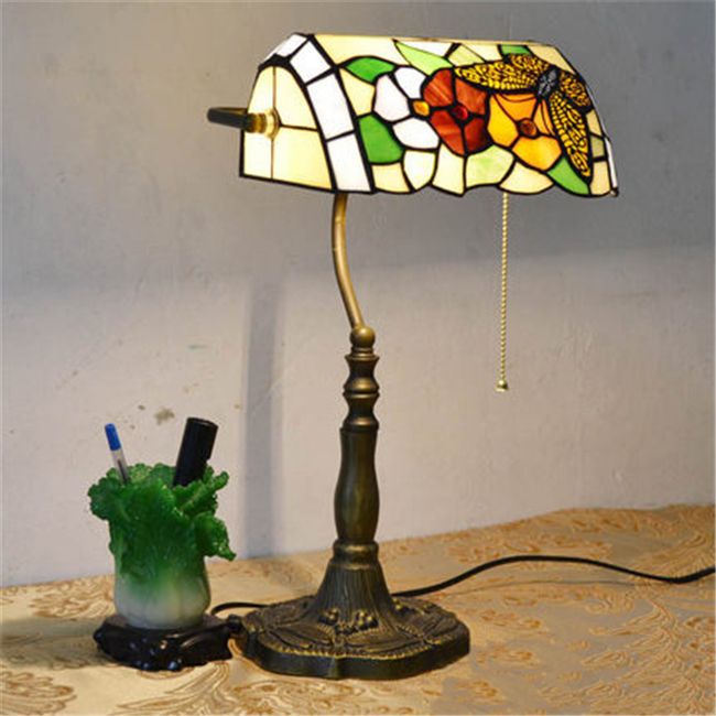 European style table lamp