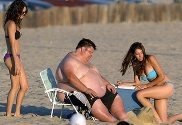 Hot girl with fat guy