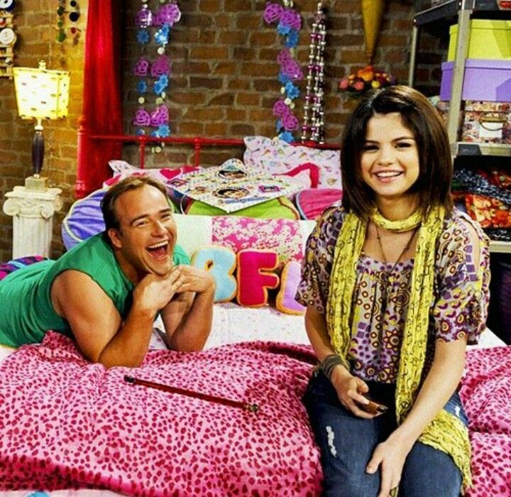 Wizards of waverly place sex lesbian girls