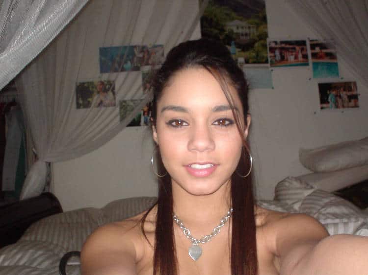 Vanessa hudgens leaked nude selfies