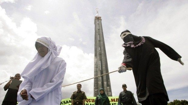 Lashes saudi arabia girls