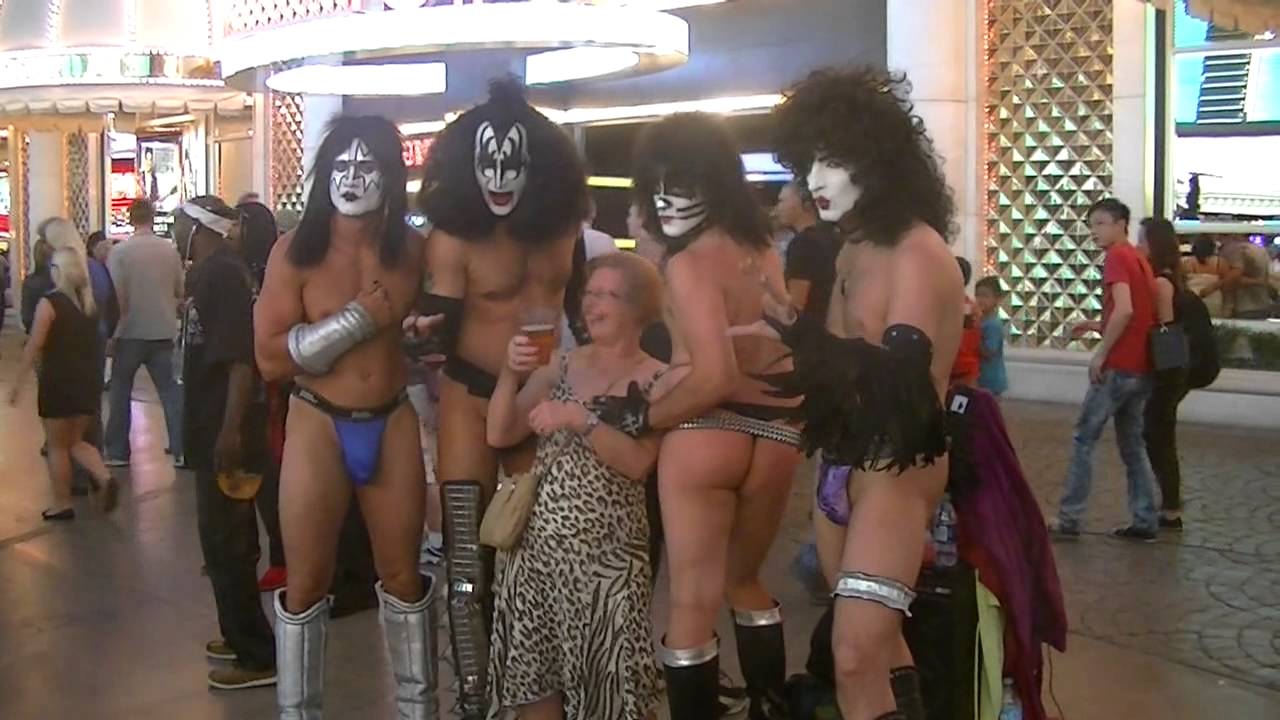 Vegas strip girl nude